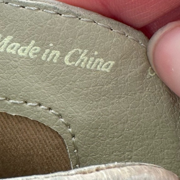 Dolce Vita ankle Yasmin booties 8 beige leather western rode buckle chain mail - Picture 10 of 13